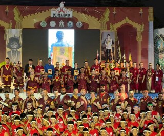 Muay Thai practitioners around the world